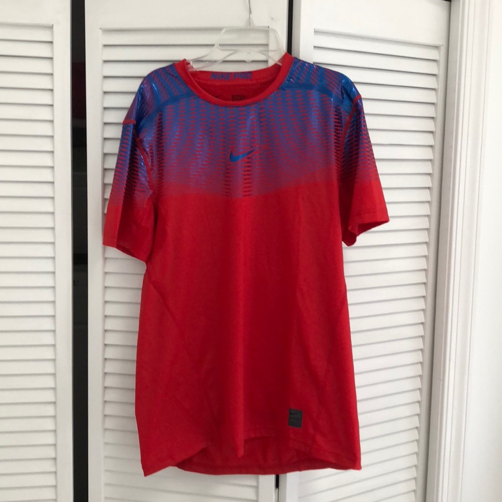 Never Worn Nike Pro Shirt - Men’s